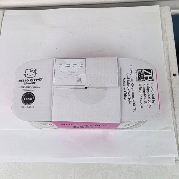 Sanrio Hello Kitty Set of 2 Ramekins NWT - Picture 3 of 4